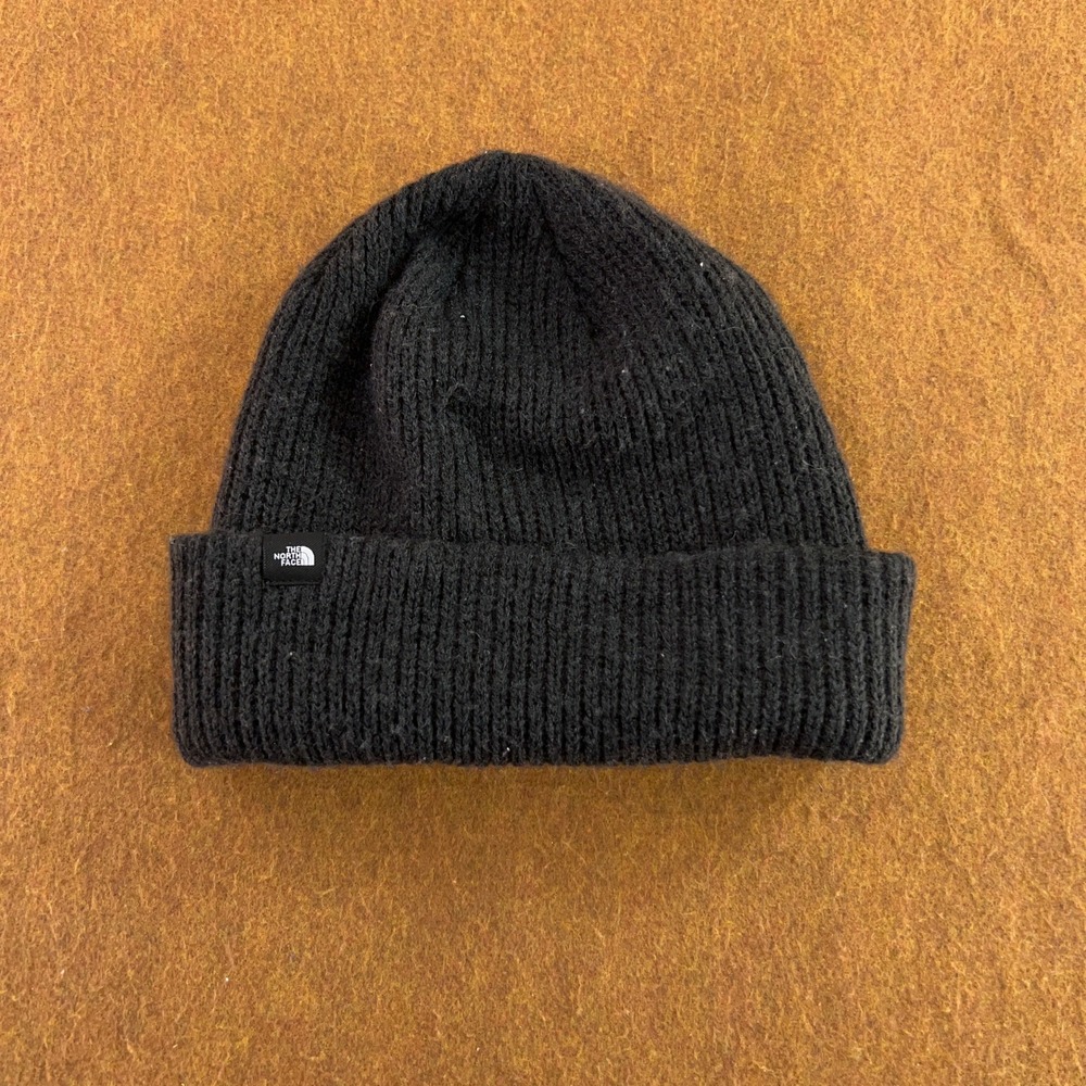 The North Face Unisex OS Black Ribbed Knit Cuffed Logo Patch Beanie Hat New - Picture 1 of 5